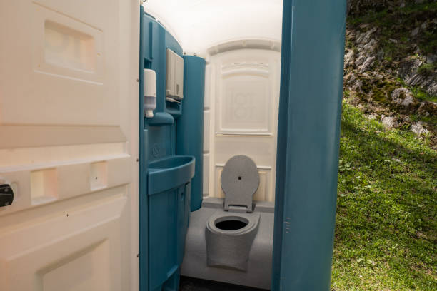 Porta potty rental for outdoor events in Plains, TX