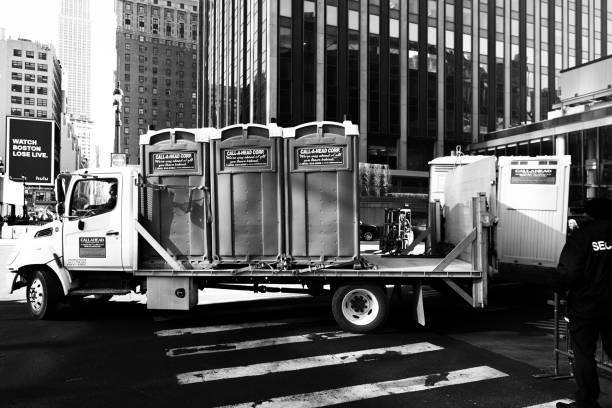 Best Luxury portable toilet rental  in Plains, TX